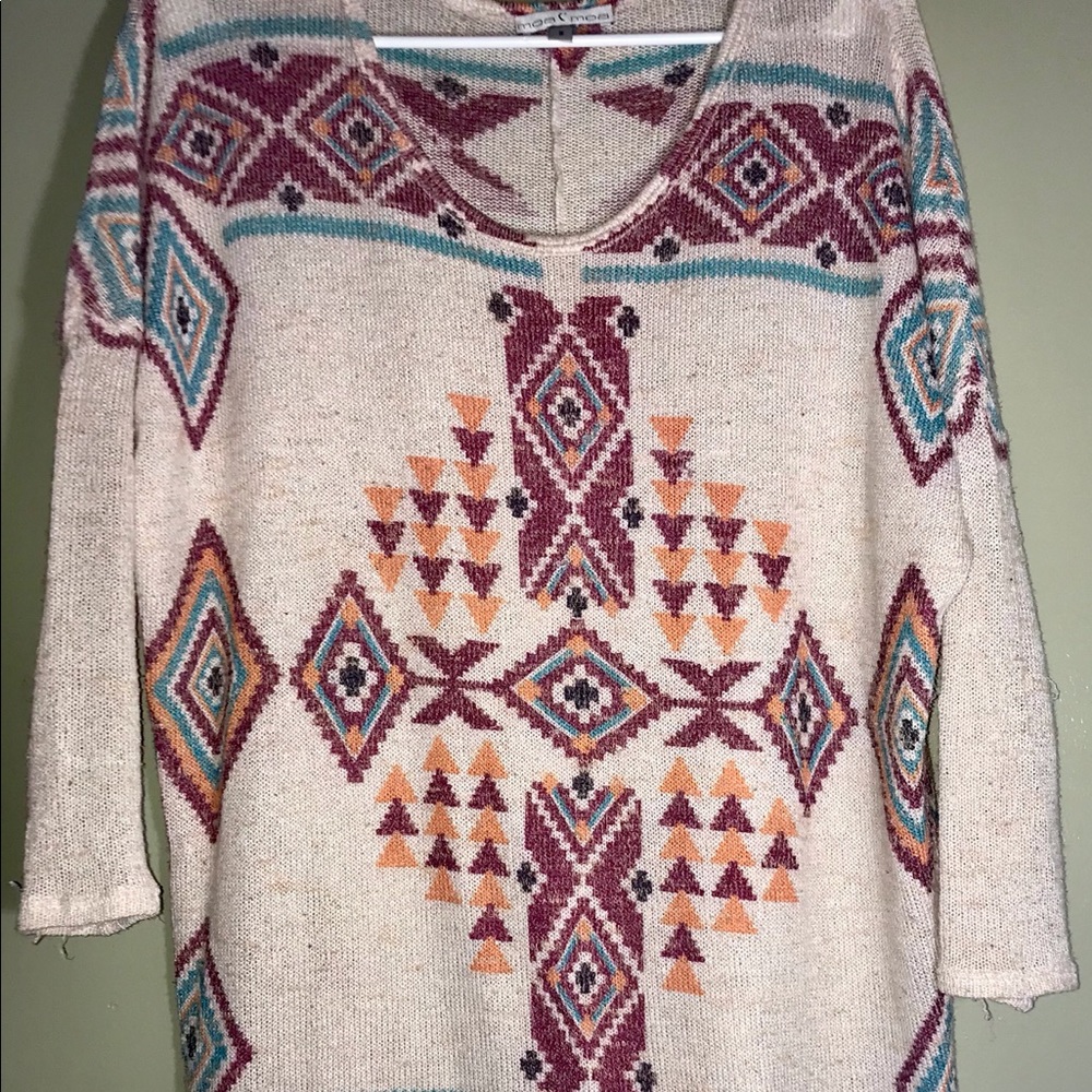 Tribal pattern top - Picture 3 of 4